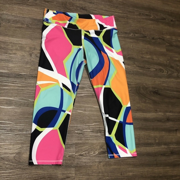 New Fabletics crop leggings Salarying powerhold - Picture 2 of 5